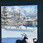 アパート Bobinac