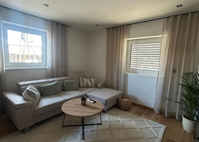 Bobinac 萨菲登安斯泰内嫩米尔